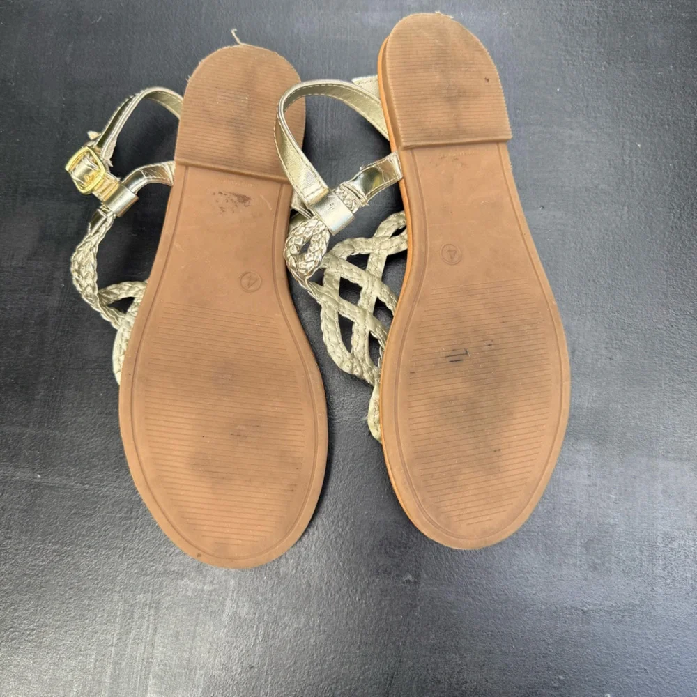 Girls Cat & Jack “Liddie” Sandal SZ 4